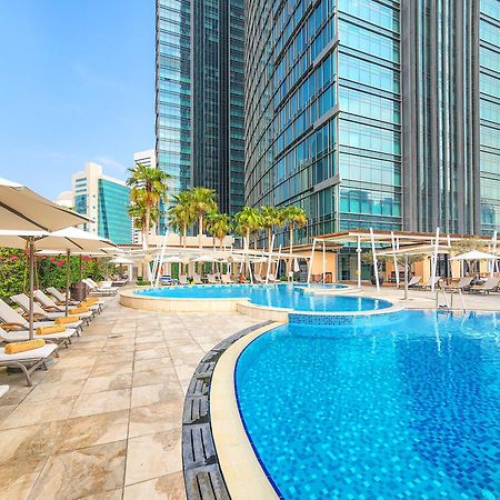 City Centre Rotana Doha Hotel Exterior photo The swimming pool at the hotel