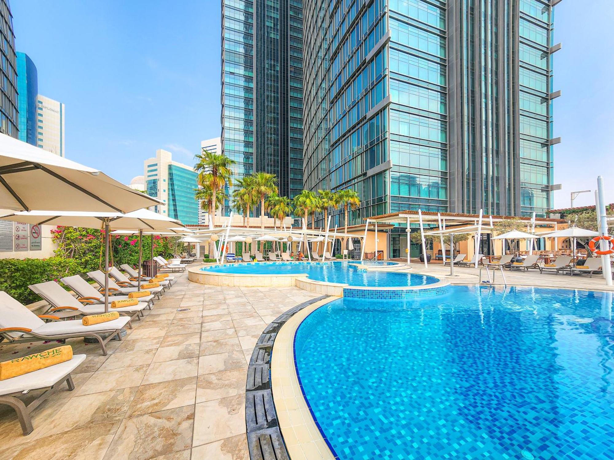 City Centre Rotana Doha Hotel Exterior photo The swimming pool at the hotel