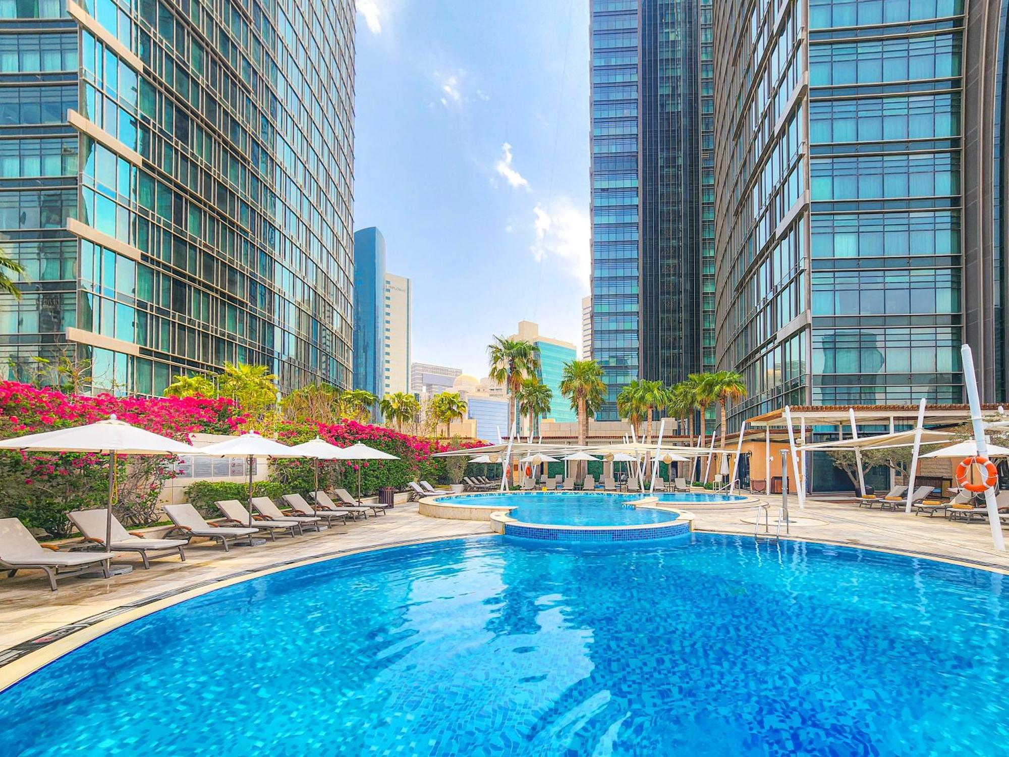 City Centre Rotana Doha Hotel Exterior photo The swimming pool at the hotel